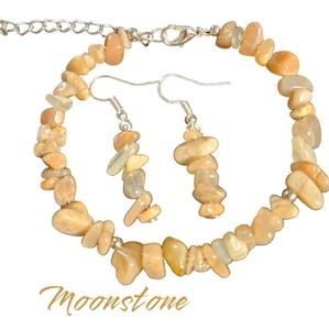 Moonstone Chip Memory Wire bracelet & Earring Set